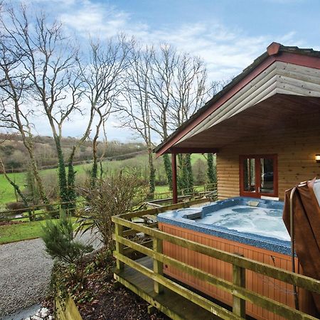 Ivyleaf Combe Lodges Stratton  المظهر الخارجي الصورة