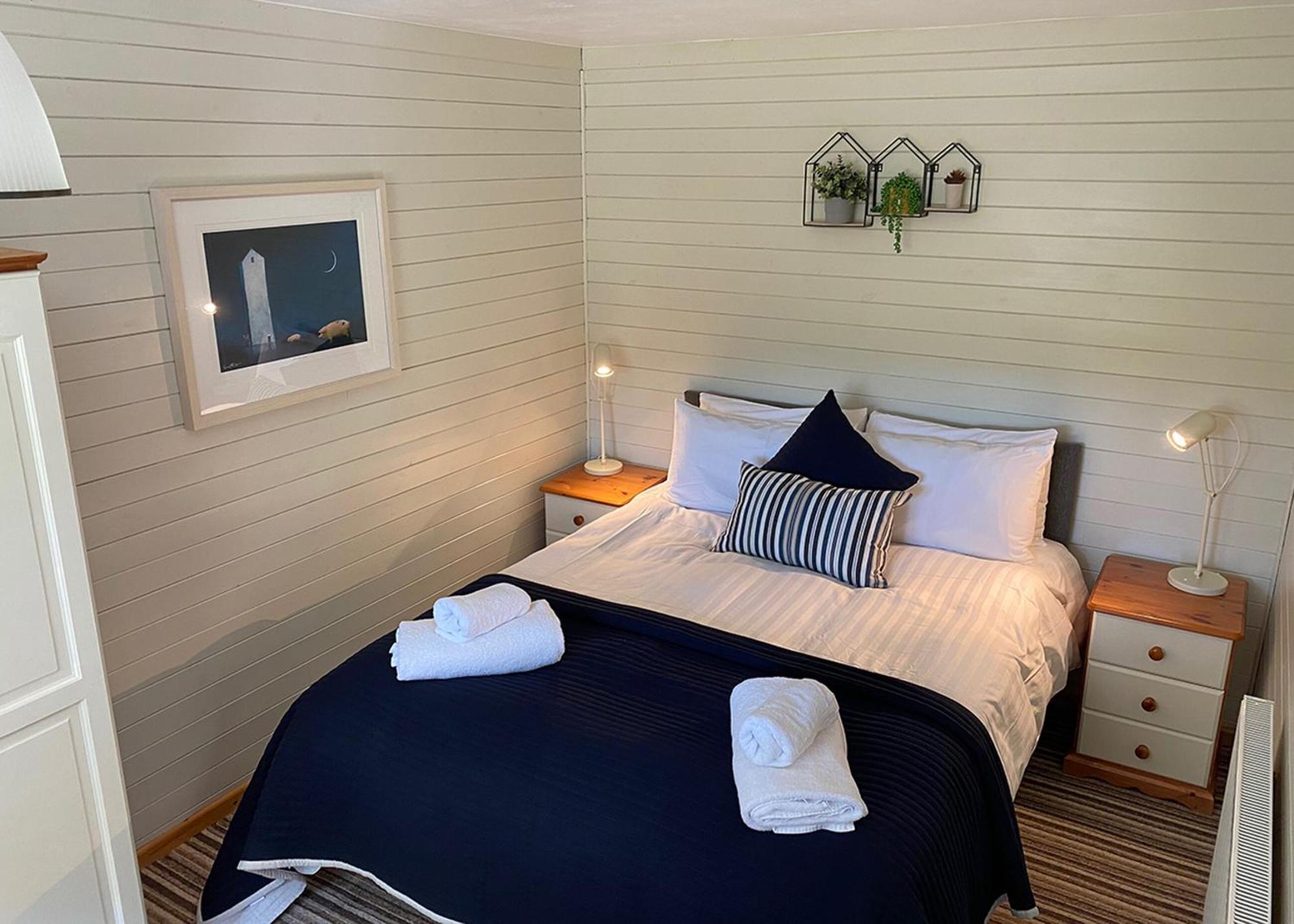 Ivyleaf Combe Lodges Stratton  المظهر الخارجي الصورة