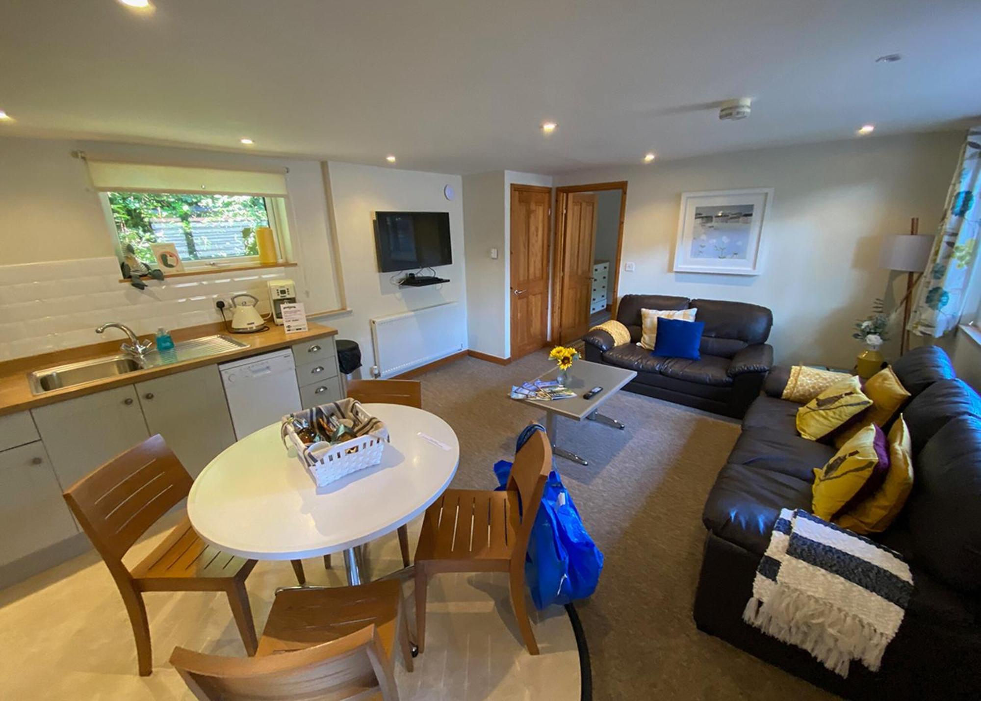 Ivyleaf Combe Lodges Stratton  الغرفة الصورة